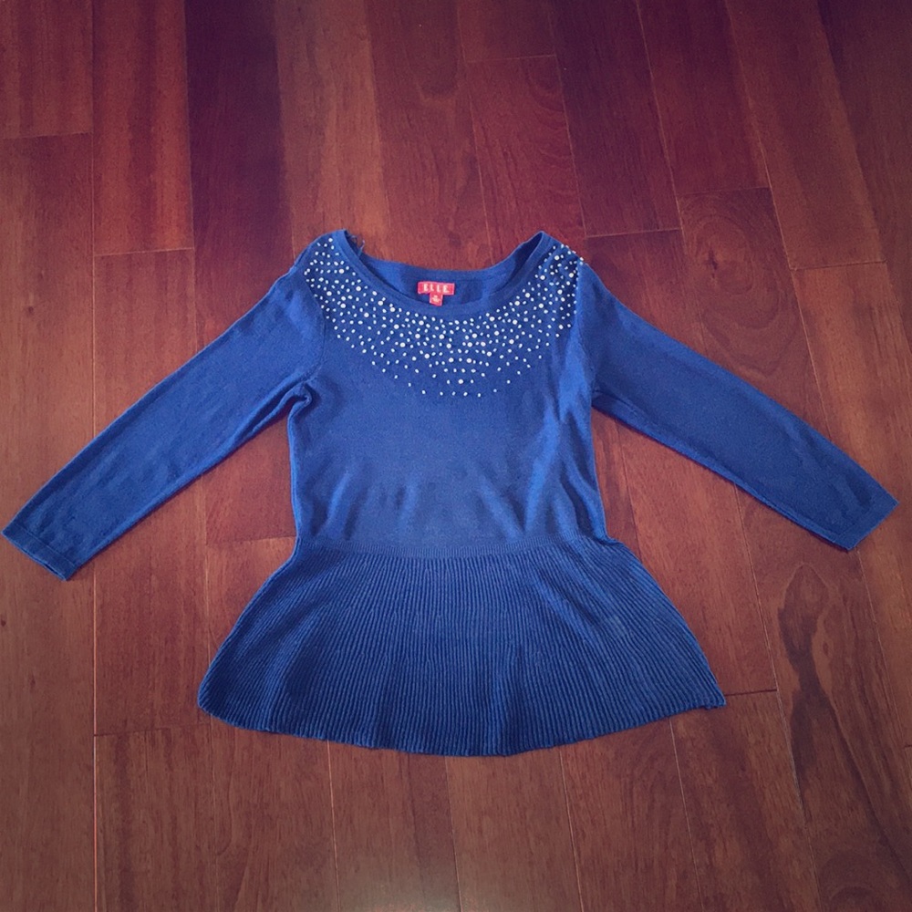 Elle blue beaded shirt/light sweater